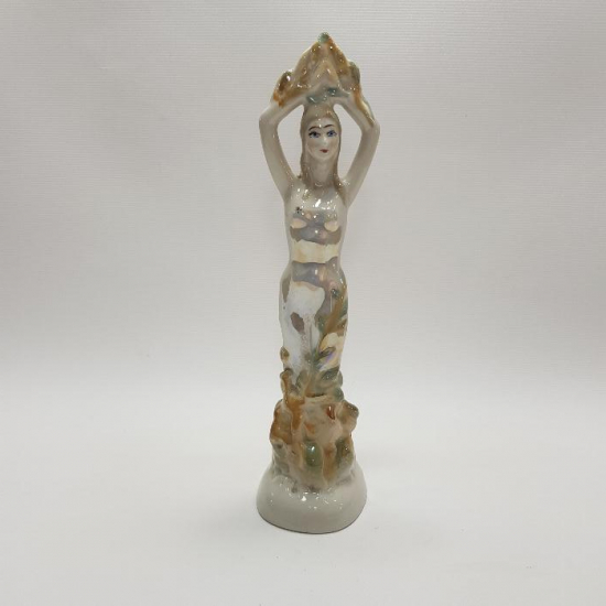 PORSELEN KADIN HEYKELİ 