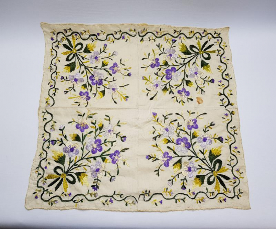 CUMHURİYET İLK DÖNEM HARİKA İŞLEMELİ ÇEVRE 