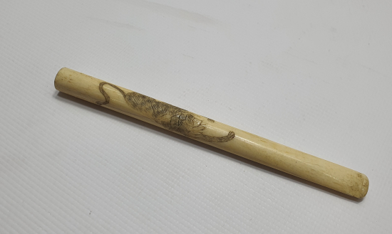 ÜZERİNE KAPLAN FİGÜRÜ KAZINMIŞ MORS DİŞİ AĞIZLIK