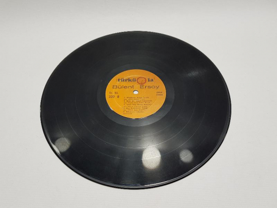33 DEVİR LONGPLAY PLAK: BÜLENT ERSOY TÜRKÜOLA 