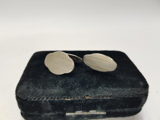 GÜMÜŞ KOL DÜĞMELERİ 