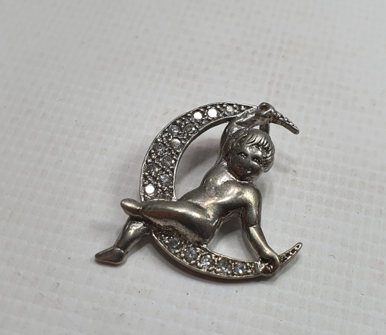 GÜMÜŞ AY VE ÇOCUK TEMALI KOLYE UCU