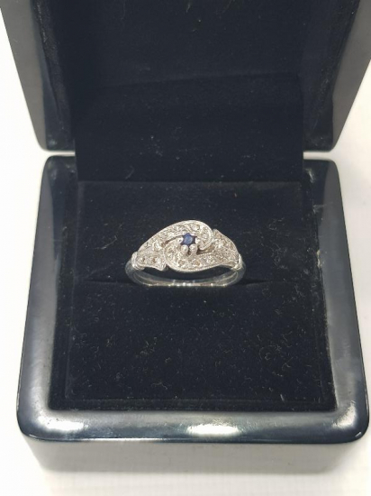 SAFİR TAŞLI PIRLANTA YÜZÜK  