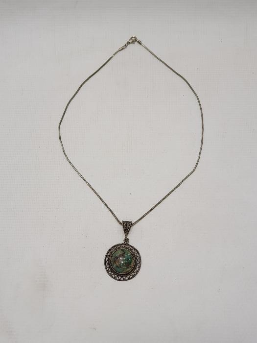 DOĞAL TAŞLI GÜMÜŞ KOLYE 