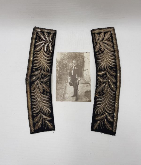 OSMANLI DÖNEMİ FRANSIZ BÜYÜKELÇİ FOTOĞRAFI VE SIRMALI KOLLUKLARI 