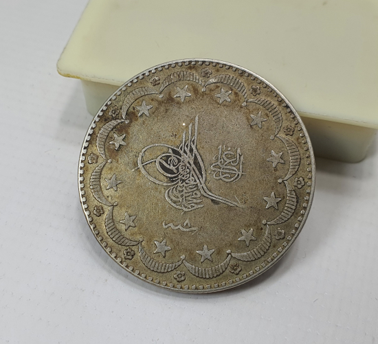 MEHMED REŞAD HAN DÖNEMİ ÇİL KONDİSYONDA GÜMÜŞ 20 KURUŞ