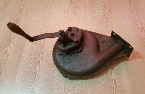 MEKANİK: 1900'LERDEN ELLE ÇEVİRME KÖRÜK 