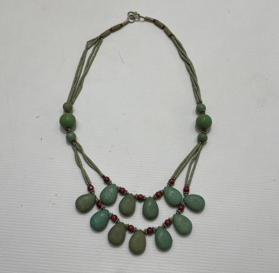 TAMAMI DOĞAL TAŞ ANTİKA KOLYE