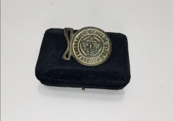 1907 FENERBAHÇE GENÇLİK KULÜBÜ YAZILI PİRİNÇ KEMER TOKASI 