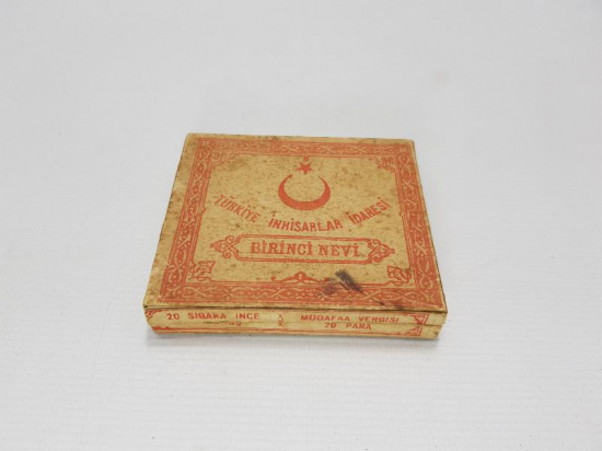 1930'LARDAN BİRİNCİ SİGARASI 