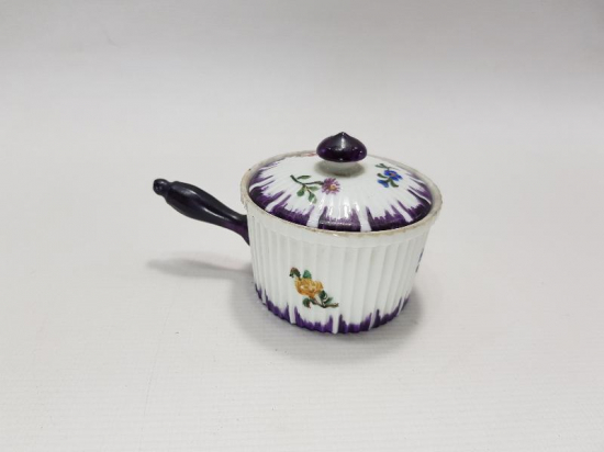 1932 TARİHLİ MİNİ PORSELEN TENCERE