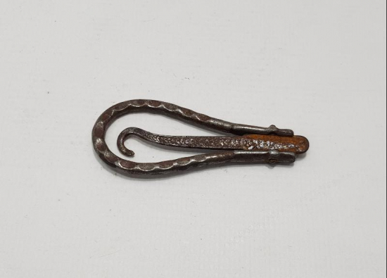 ANTİKA POTİN BAĞLAMA ALETİ 