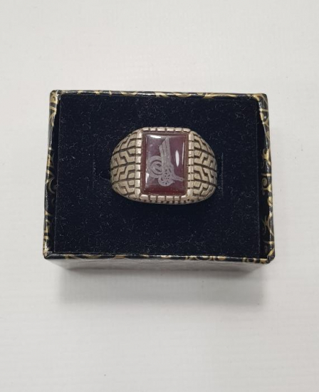 TUĞRALI AKİK TAŞLI GÜMÜŞ ERKEK YÜZÜK 