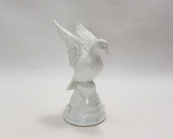 PORSELEN GÜVERCİN BİBLOSU 