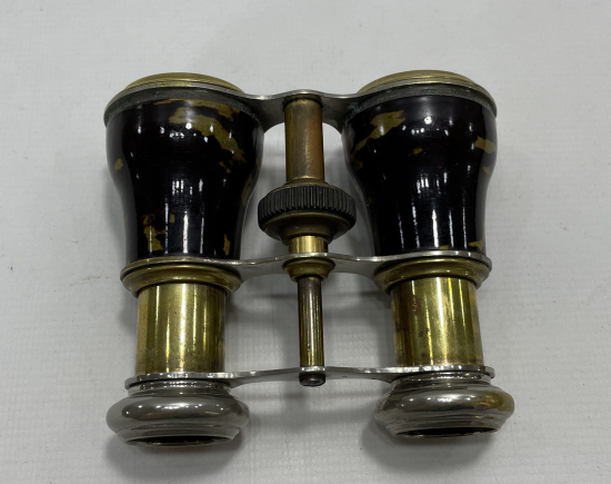 1900 BAŞLARI ÜZERİ BAĞADAN (KAPLUMBAĞA KABUĞU) MAMUL NADİR DÜRBÜN