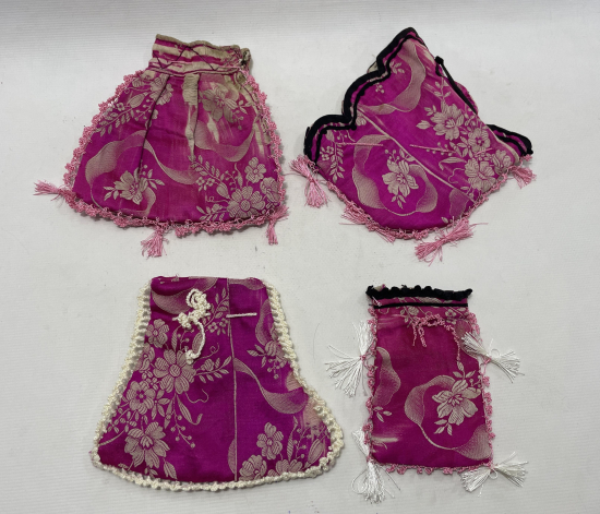 OSMANLI DÖNEMİ ELMASİYE KUMAŞTAN YAPILMIŞ 4 ADET KESE