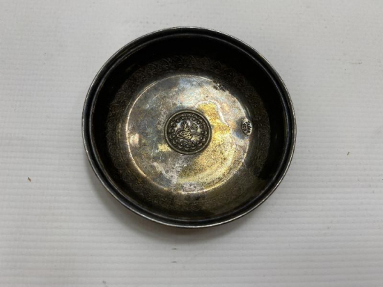 ORTASI TUĞRALI GÜMÜŞ KINA TASI 