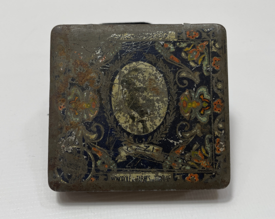 ATATÜRK GÖRSELLİ VE OSMANLICA YAZILI GAZİ SİGARA TABAKASI