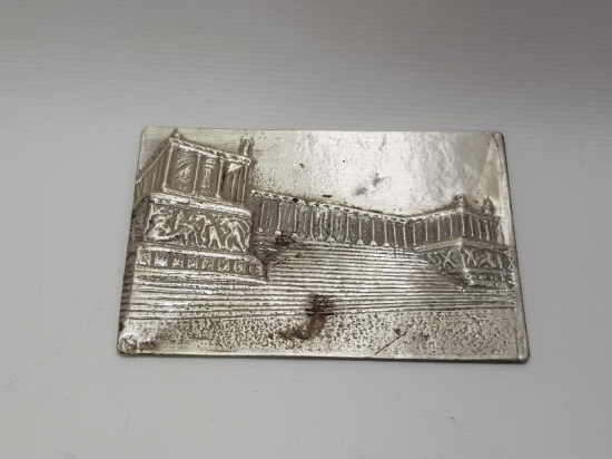 GÜMÜŞ GİYDİRME ZEUS SUNAĞI RÖLYEF