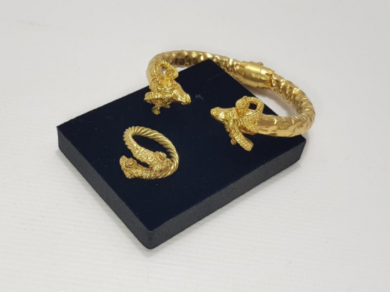 KOÇ BAŞI FORMLU ALTIN KAPLAMA BİLEZİK VE YÜZÜK 