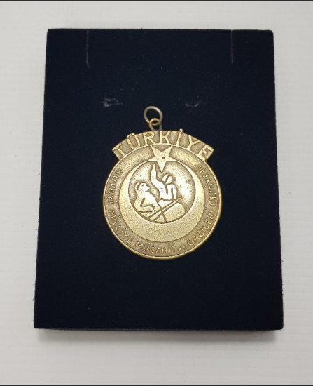 TÜRKİYE KUVAYİ MİLİYE MÜCAHİT VE GAZİLERİ CEMİYETİ MADALYASI 