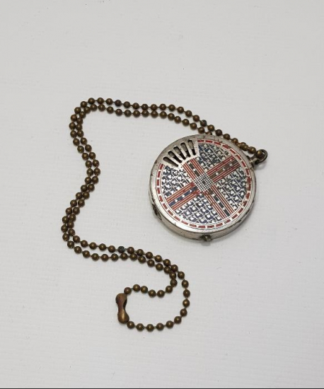 FARKLI FORMDA ANTİKA ÇAKMAK 