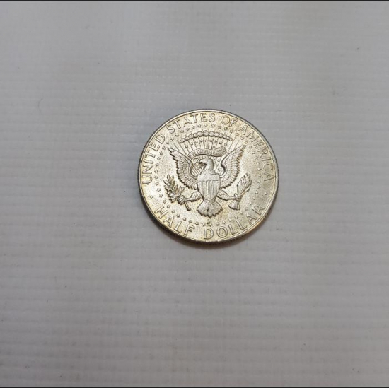 1966 UNITED STATES OF AMERICA SILVER HALF DOLLAR