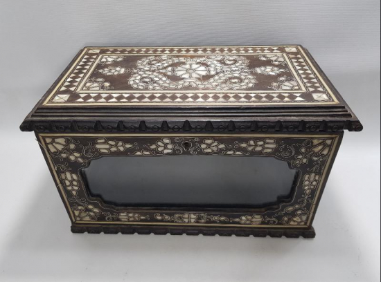 İSTANBUL İŞİ SEDEF KAKMA TEŞHİR SANDIĞI