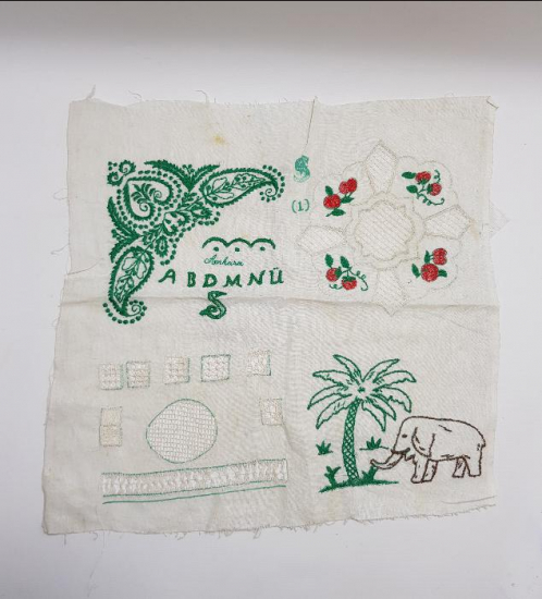 1930'LARDAN İSTANBUL FATİH SİNGER MÜMESSİLLİĞİ 5 ADET DUVAR PANOSU