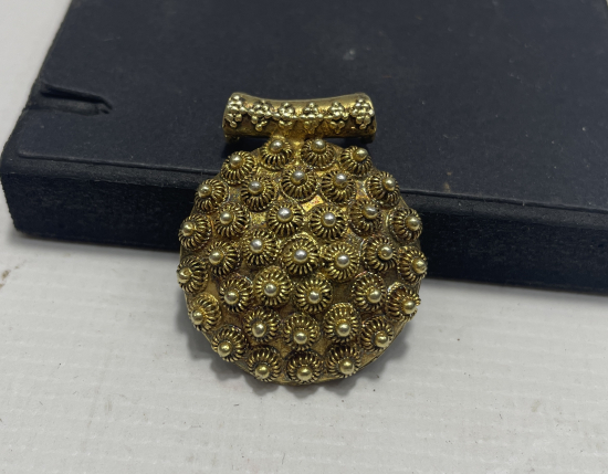 GÜVERSE İŞÇİLİKLİ ALTIN KAPLAMA GÜMÜŞ KOLYE UCU