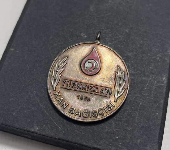 MİNELİ KIZIL AY KAN BAĞIŞÇISI MADALYASI
