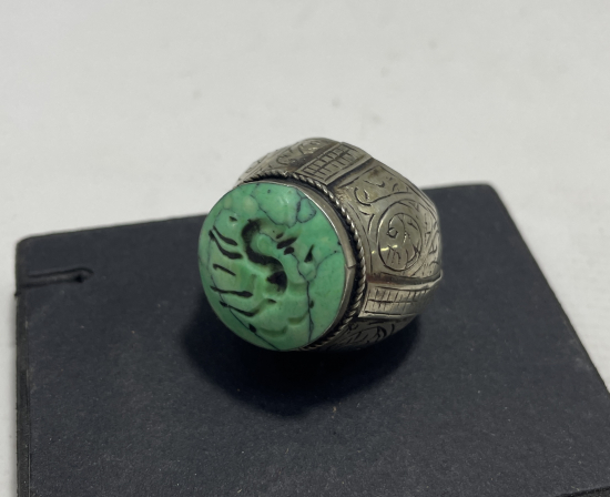 ÜZERİ DOĞAL TAŞLI VE KALEM İŞÇİLİKLİ DEV BOYDA TÜRKMEN İŞİ YÜZÜK