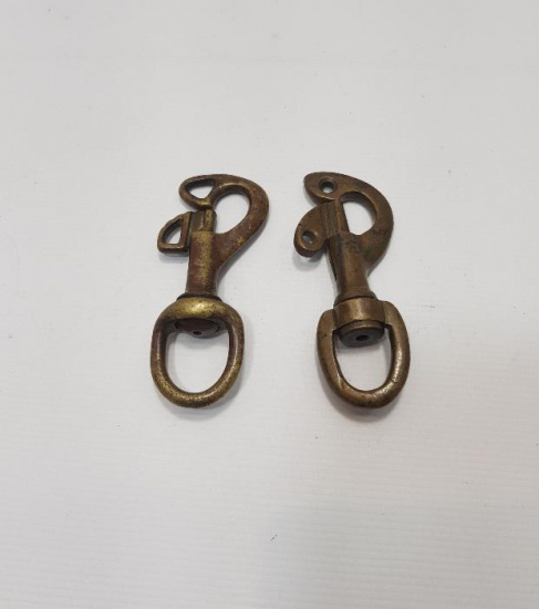 İKİ ADET ANTİKA ANAHTARLIK 