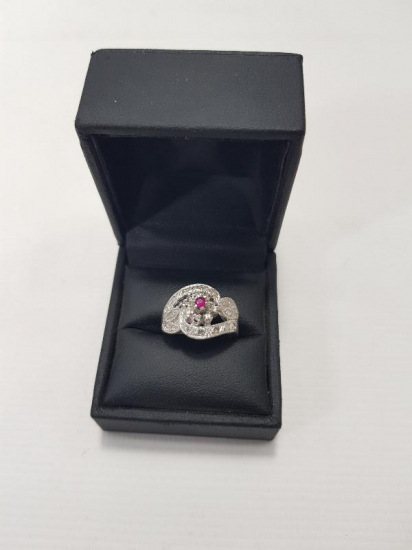 YAKUT TAŞLI PIRLANTA YÜZÜK