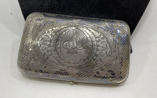 İÇİ ERMENİCE VE OSMANLICA YAZILI VAN İŞİ GÜMÜŞ SİGARA TABAKASI