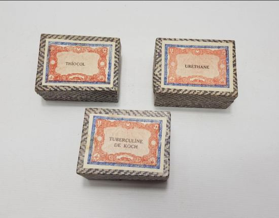 CUMHURİYET İLK DÖNEM ÜÇ ADET İLAÇ KUTUSU