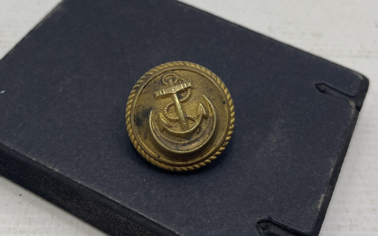 ARKASINDA OSMANLICA YAZI BULUNAN DENİZCİ PAŞA KIYAFETİ DÜĞMESİ