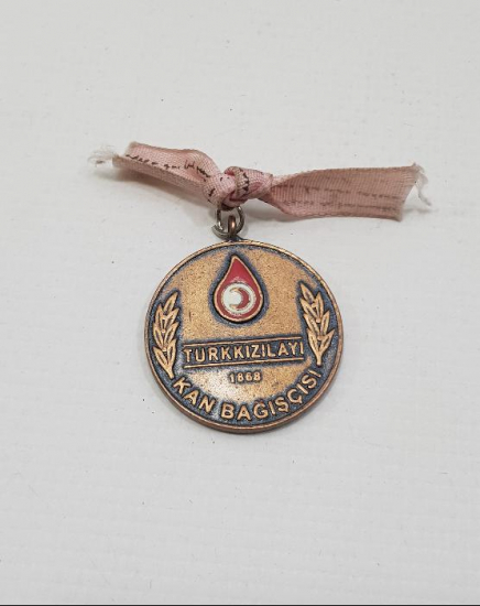 TÜRK KIZILAYI KAN BAĞIŞÇISI MADALYASI 
