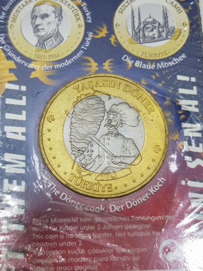 2004 YAŞASIN DÖNER KONULU 3 EURO HATIRA PARA - NADİR