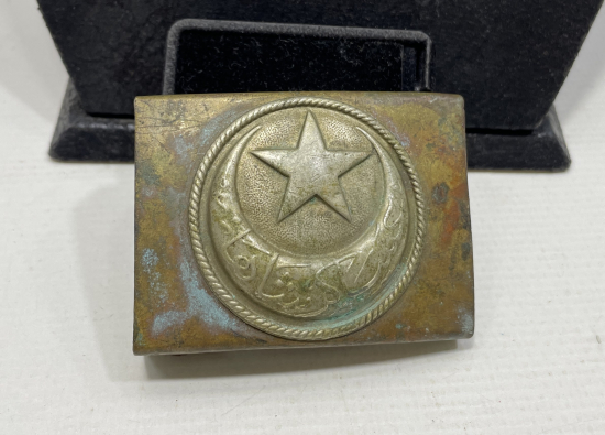 1. DÜNYA SAVAŞI DÖNEMİ ÜZERİNDE OSMANLICA ASAKİRİ ŞAHANE YAZILI KEMER TOKASI