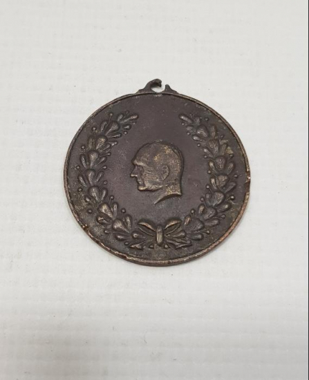 50. YIL CUMHURİYET KOŞUSU İKİNCİLİK MADALYASI