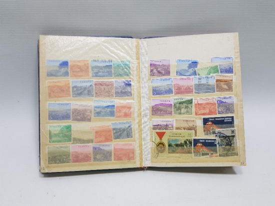 BİR ALBÜM DOLUSU ANTİKA PUL KOLEKSİYONU 