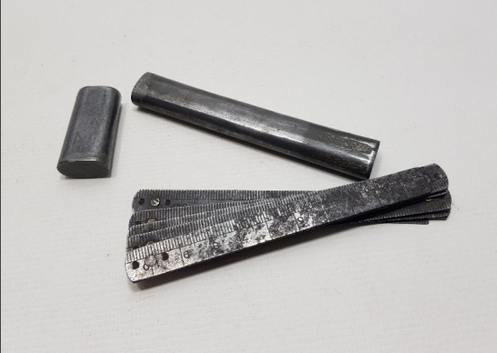 KUTUSUNDA ANTİKA METRE