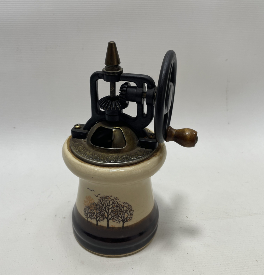 AVRUPA YAPIMI SANATÇI İMZALI KAHVE DEĞİRMENİ