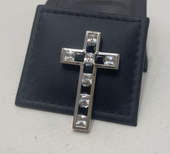 HAÇ FORMUNDA LAL VE MARGAZİT TAŞLI GÜMÜŞ KOLYE