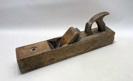 ÜZERİNDE TERSANE - AMİRE YAZILI ÇOK NADİR GEMİ YAPIMINDA KULLANILAN MARANGOZ RENDESİ