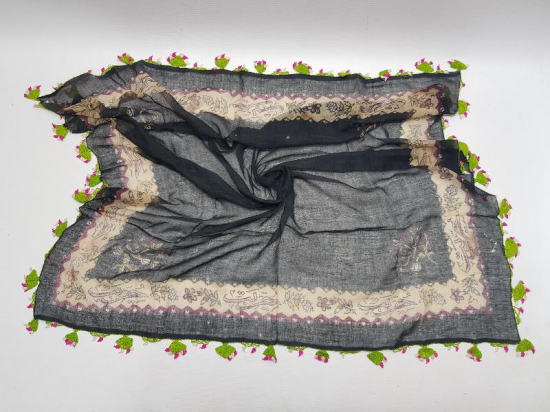 MEŞRUTİYET TEMALI OSMANLICA YAZILI İĞNE OYALI BEZ 