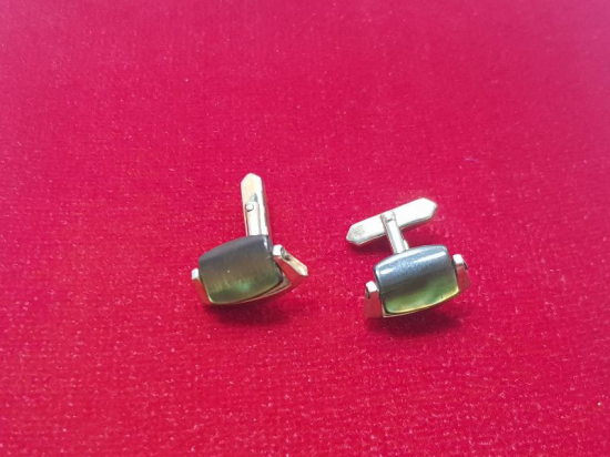 BİR ÇİFT ANTİKA KOL DÜĞMESİ 