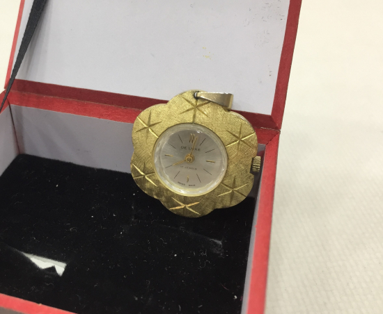 KURMALI ANTİKA KOLYE SAAT