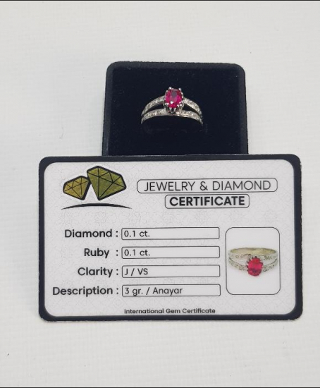 YAKUT TAŞLI PIRLANTA YÜZÜK